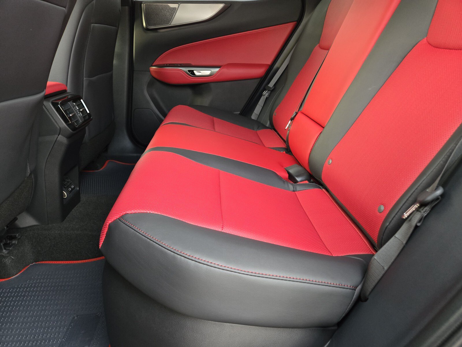 New 2026 Lexus NX 350h F Sport AWD/4WD image 7