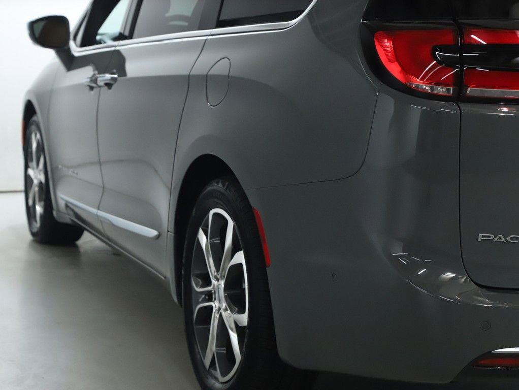 Used 2022 Chrysler Pacifica Pinnacle image 53
