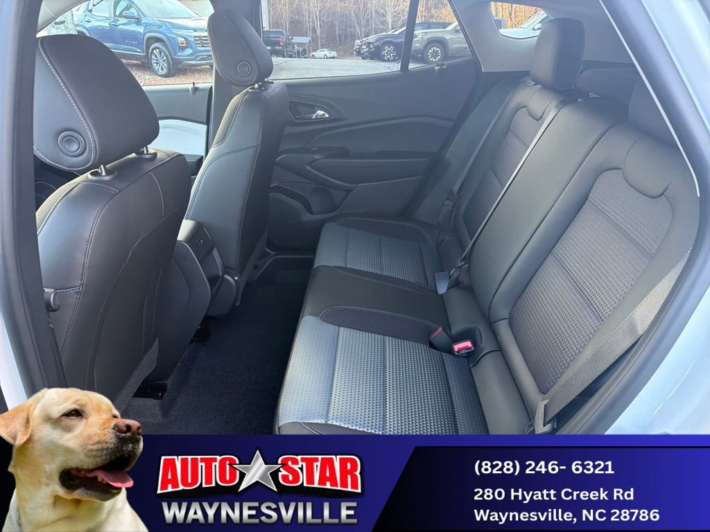 New 2025 Chevrolet Trax LT w/ LT Convenience Package image 13