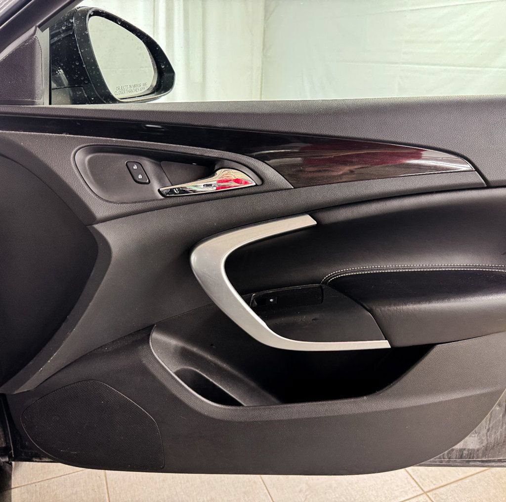 Used 2017 Buick Regal Premium AWD image 18