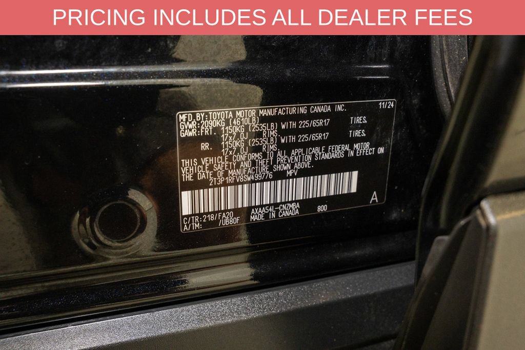 Used 2025 Toyota RAV4 XLE AWD/4WD image 19