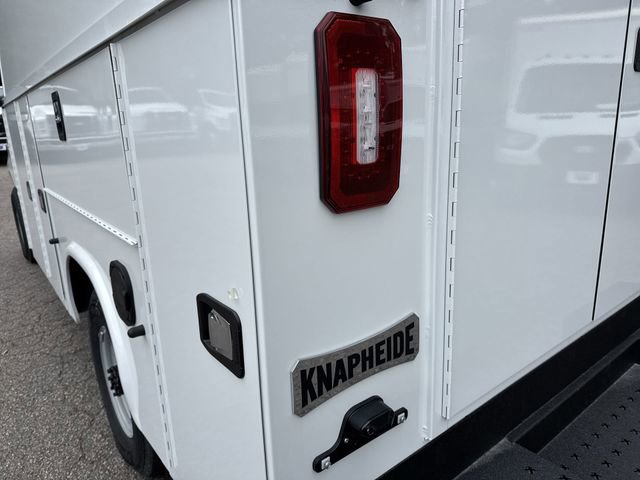 New 2026 Ford E-350 and Econoline 350 Super Duty w/ Power Equipment Group RWD image 15