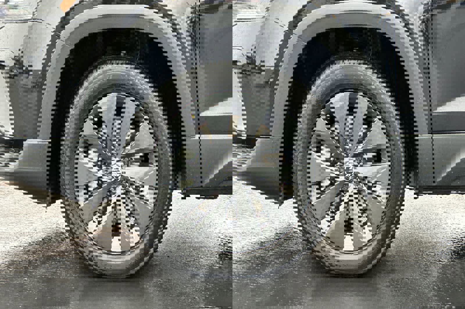 Used 2024 Volkswagen Taos S image 30