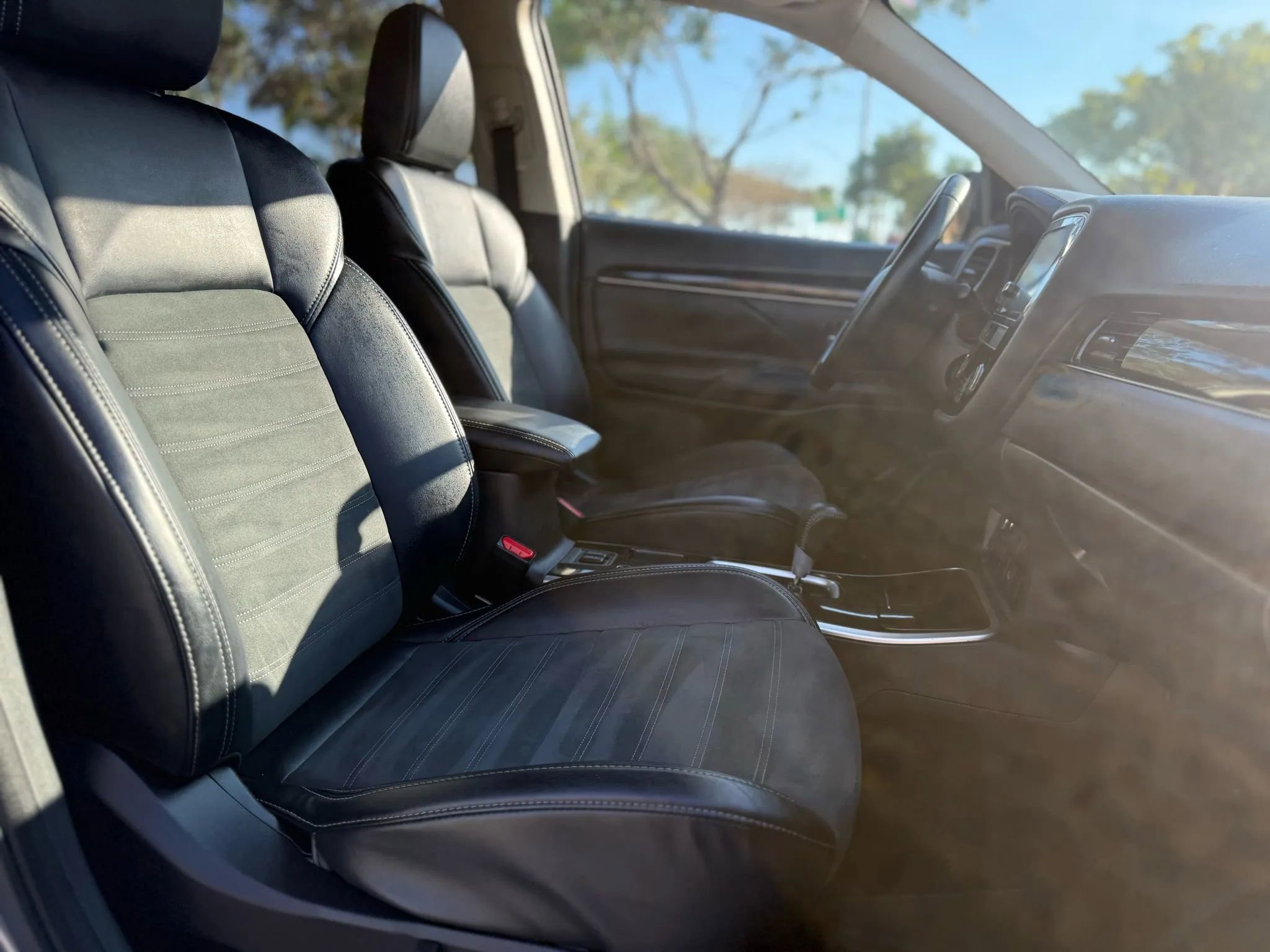 Used 2019 Mitsubishi Outlander SEL FWD image 14