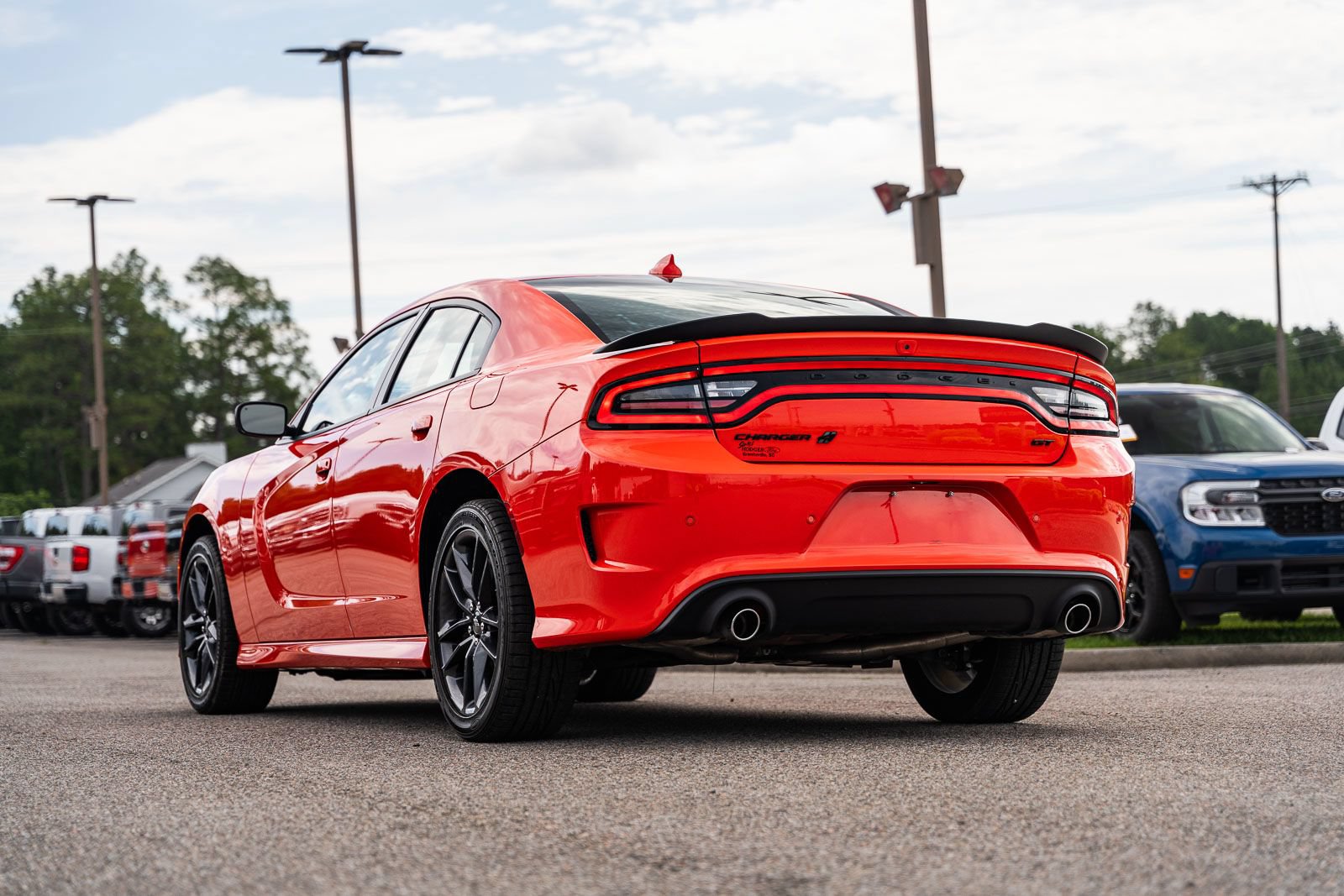 Used 2022 Dodge Charger GT w/ Blacktop Package AWD/4WD image 5