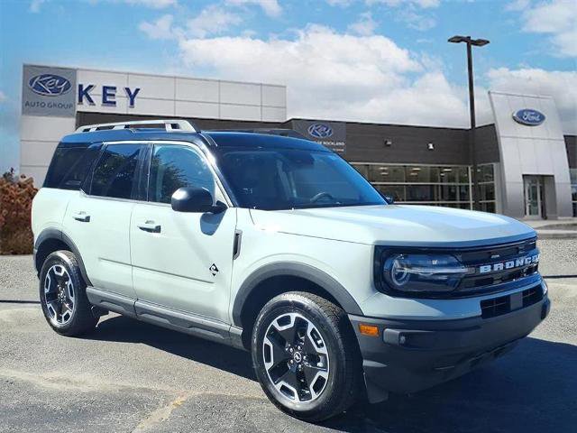 Certified 2024 Ford Bronco Sport Outer Banks w/ Tech Package image 1