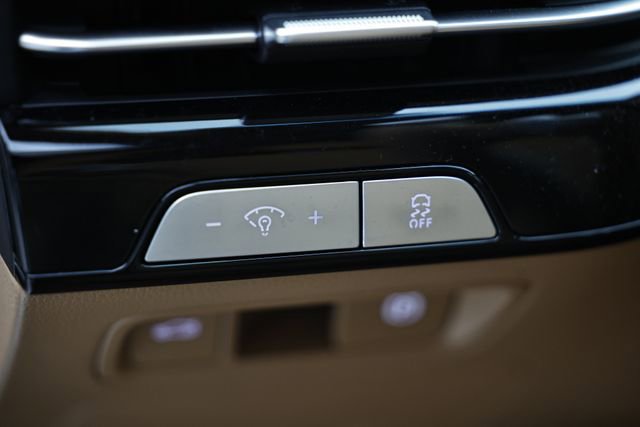 Used 2025 Genesis G80 2.5T image 18