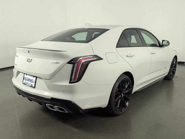 Used 2022 Cadillac CT4 V image 7