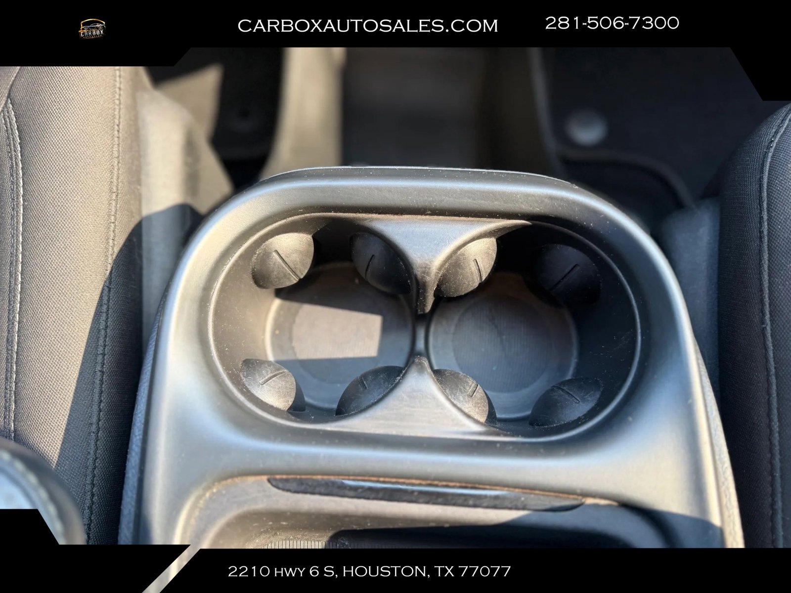 Used 2021 Chrysler Pacifica Touring w/ S Appearance Package FWD image 16