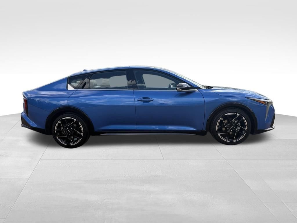 Used 2025 Kia K4 GT-Line w/ GT-Line Premium Package image 10