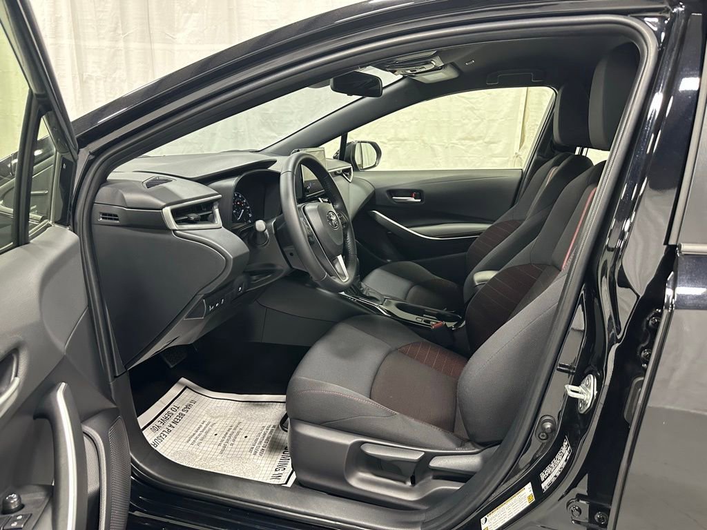 Used 2025 Toyota Corolla SE FWD image 10
