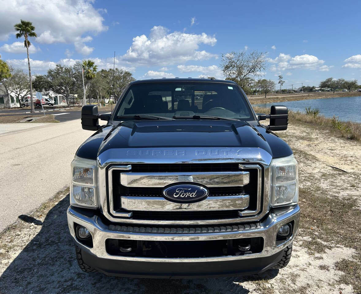 Used 2016 Ford F250 Lariat w/ Lariat Interior Package image 3