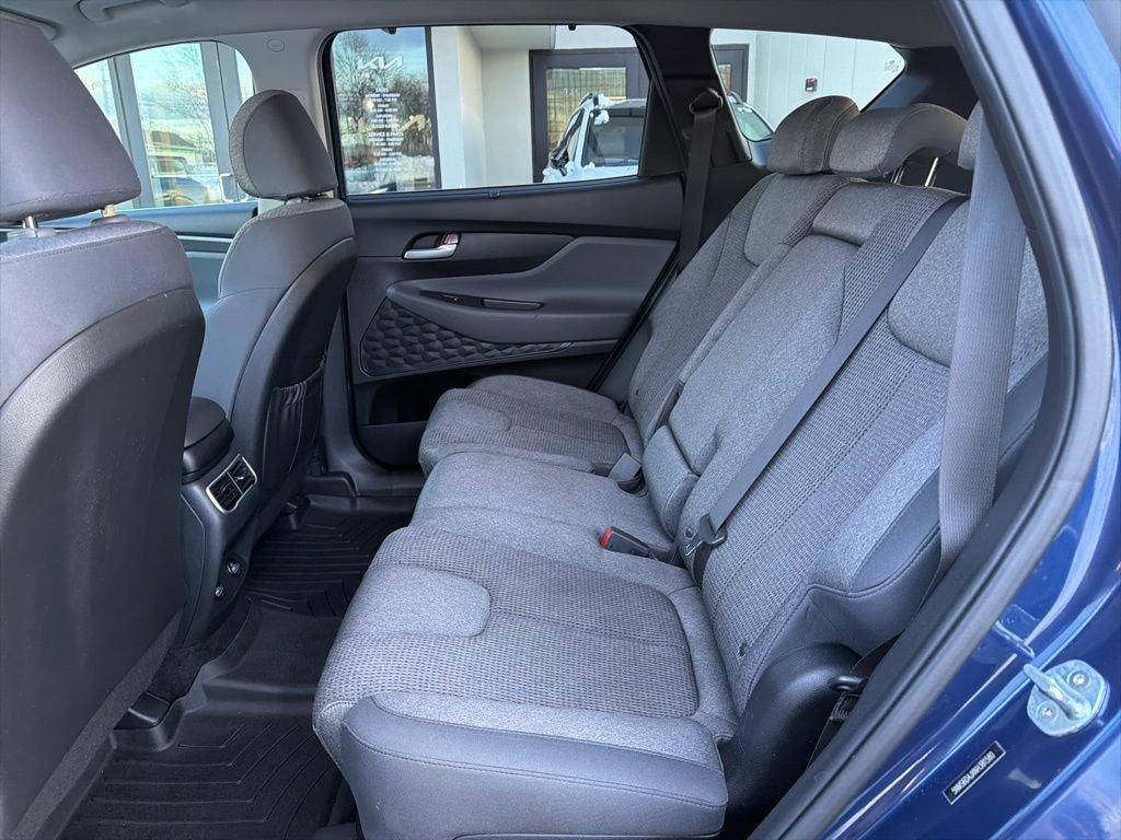 Used 2022 Hyundai Santa Fe SEL w/ Convenience Package image 20