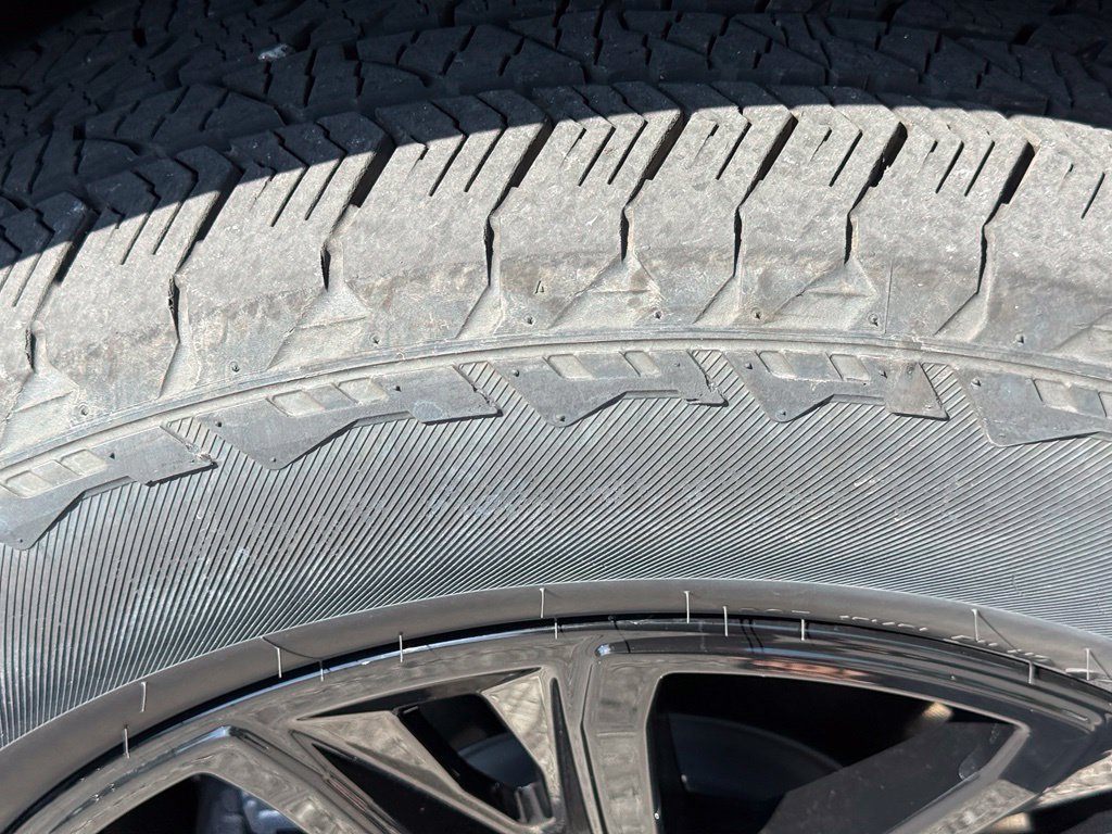 Used 2025 Ford F150 Platinum w/ FX4 Off-Road Package AWD/4WD image 46