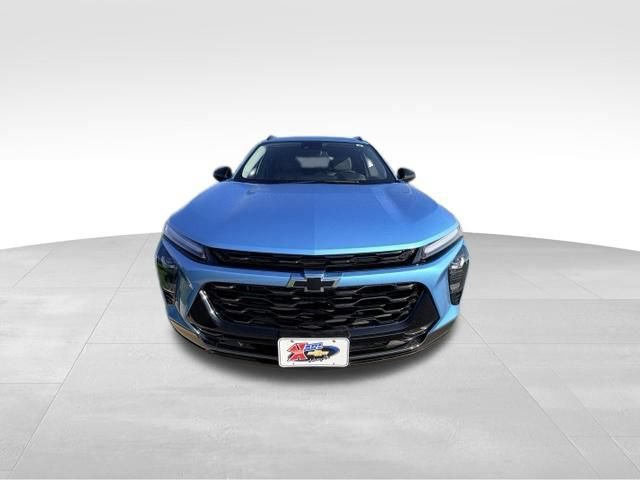 Certified 2026 Chevrolet Trax ACTIV FWD image 3