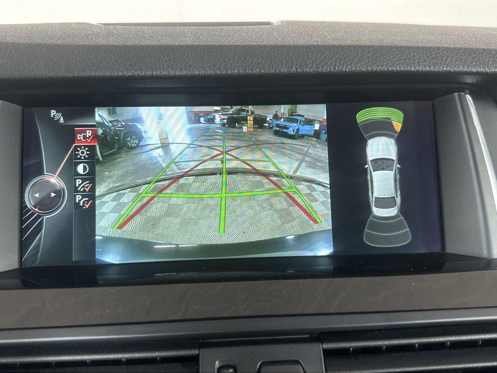 Used 2014 BMW 550i xDrive Sedan AWD/4WD image 18
