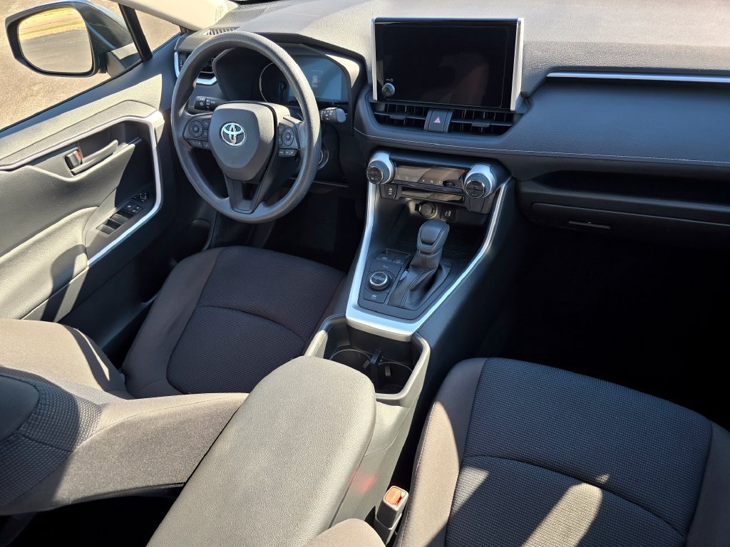 Certified 2025 Toyota RAV4 LE AWD/4WD image 21