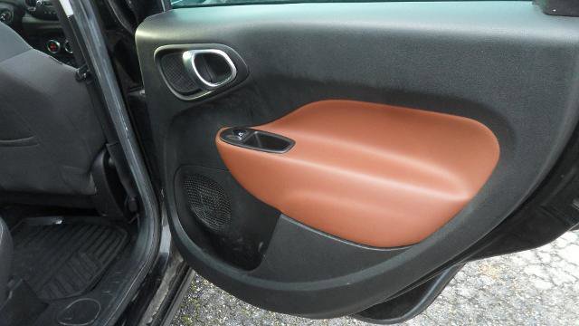 Used 2014 FIAT 500L Trekking w/ Popular Equipment Group image 15