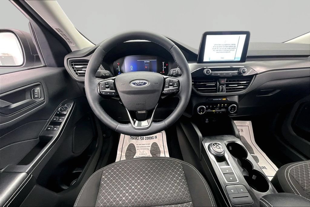 Used 2023 Ford Escape Active AWD/4WD image 5