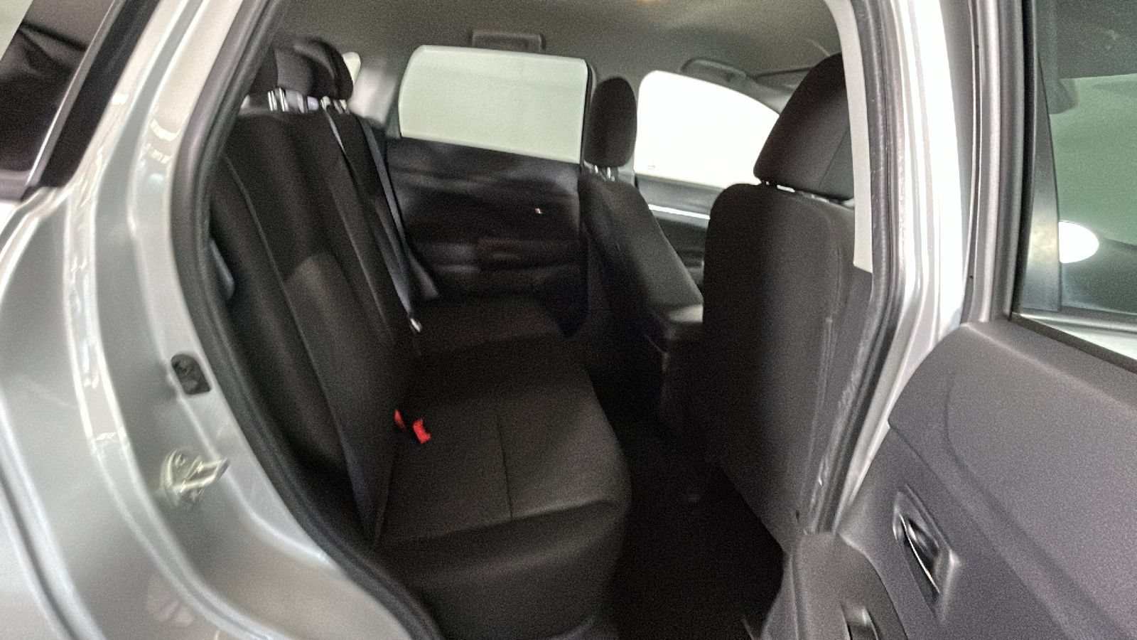 Used 2022 Mitsubishi Outlander Sport ES AWD/4WD image 32