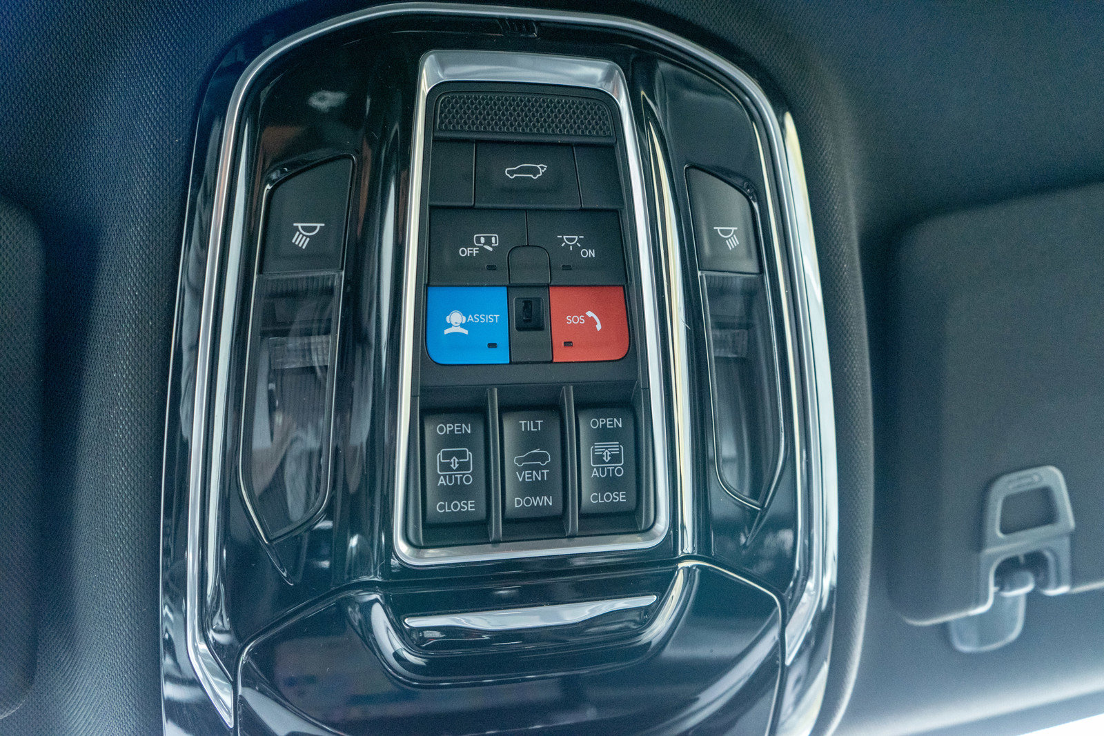 Used 2022 Jeep Grand Cherokee L Overland w/ Luxury Tech Group IV image 25