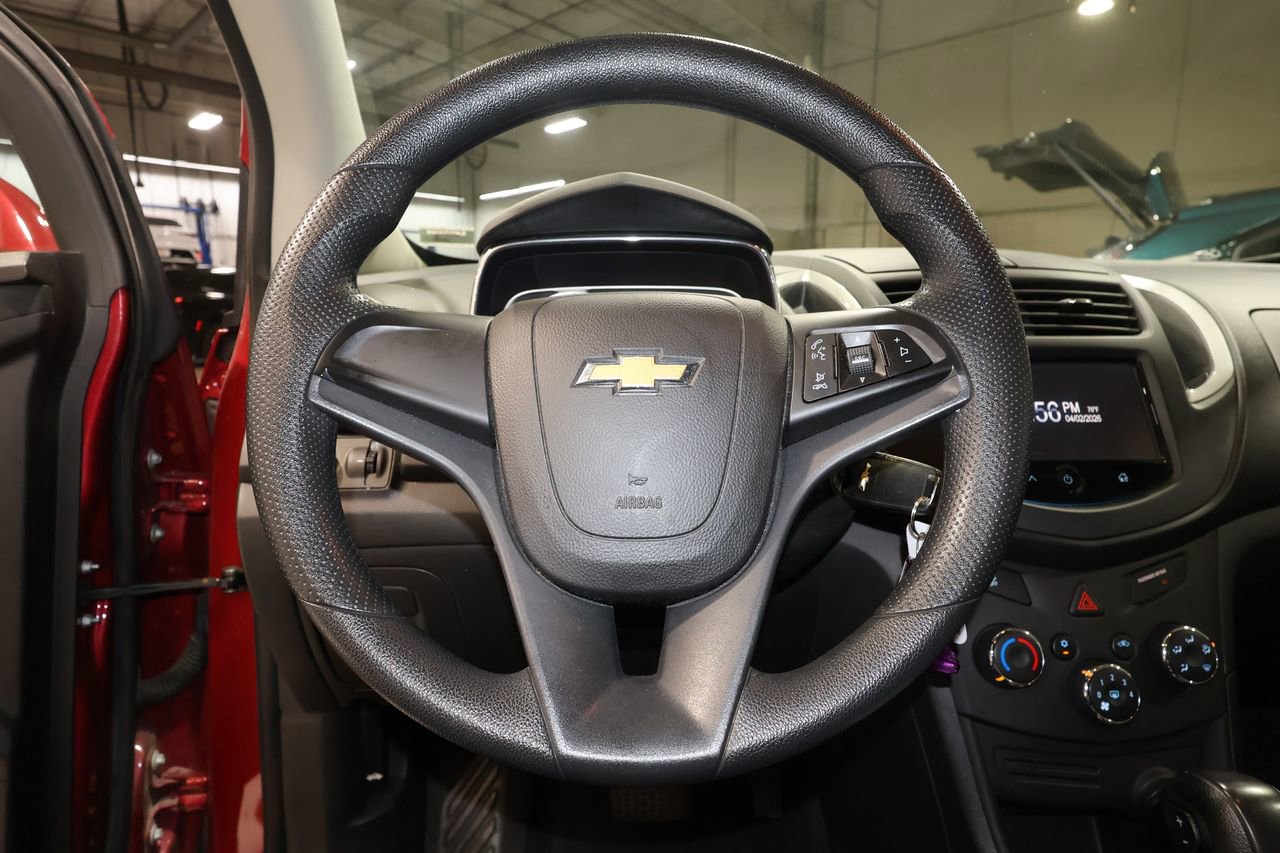 Used 2015 Chevrolet Trax LS w/ LPO, Cargo Package image 7