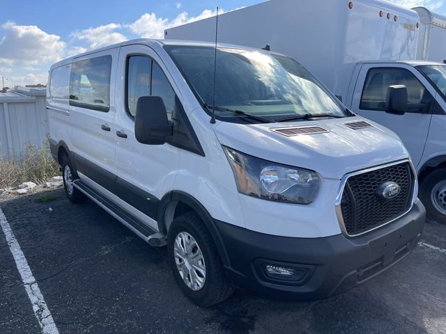 Used 2024 Ford Transit 250 Low Roof w/ Exterior Upgrade Package RWD image 2