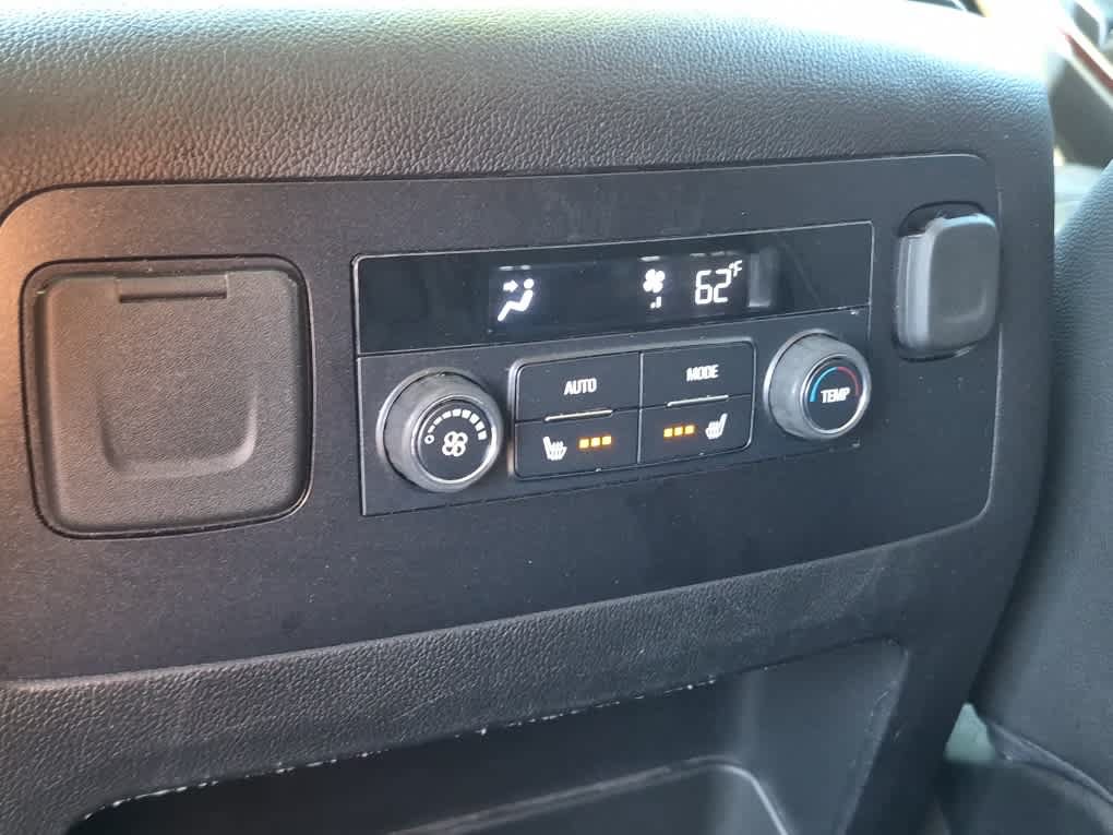 Used 2019 GMC Yukon SLT AWD/4WD image 10