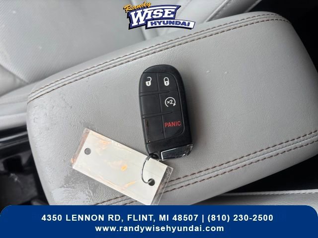 Used 2022 Jeep Compass Limited AWD/4WD image 29