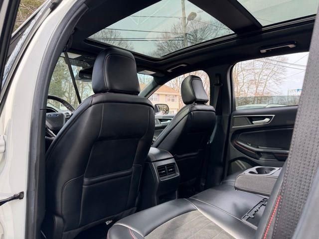 Used 2022 Ford Edge ST-Line AWD/4WD image 24