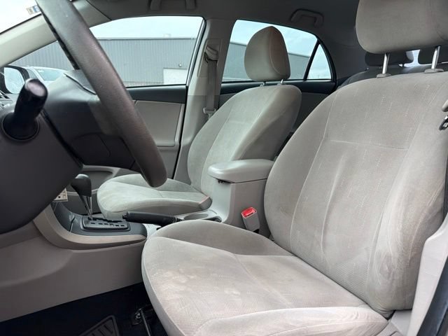 Used 2012 Toyota Corolla L FWD image 11