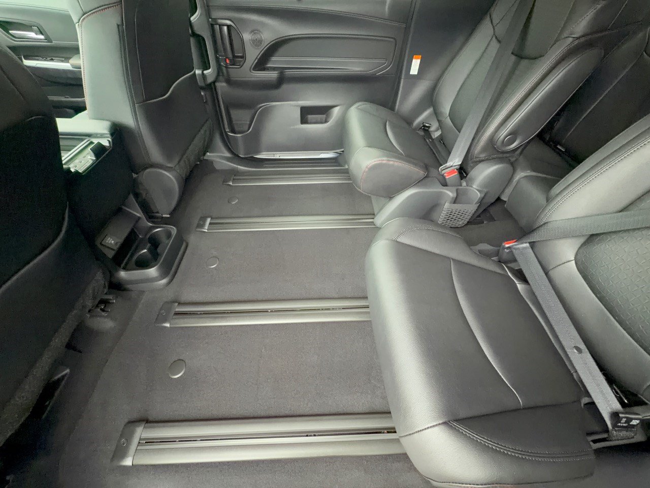 New 2026 Toyota Sienna XSE FWD image 26
