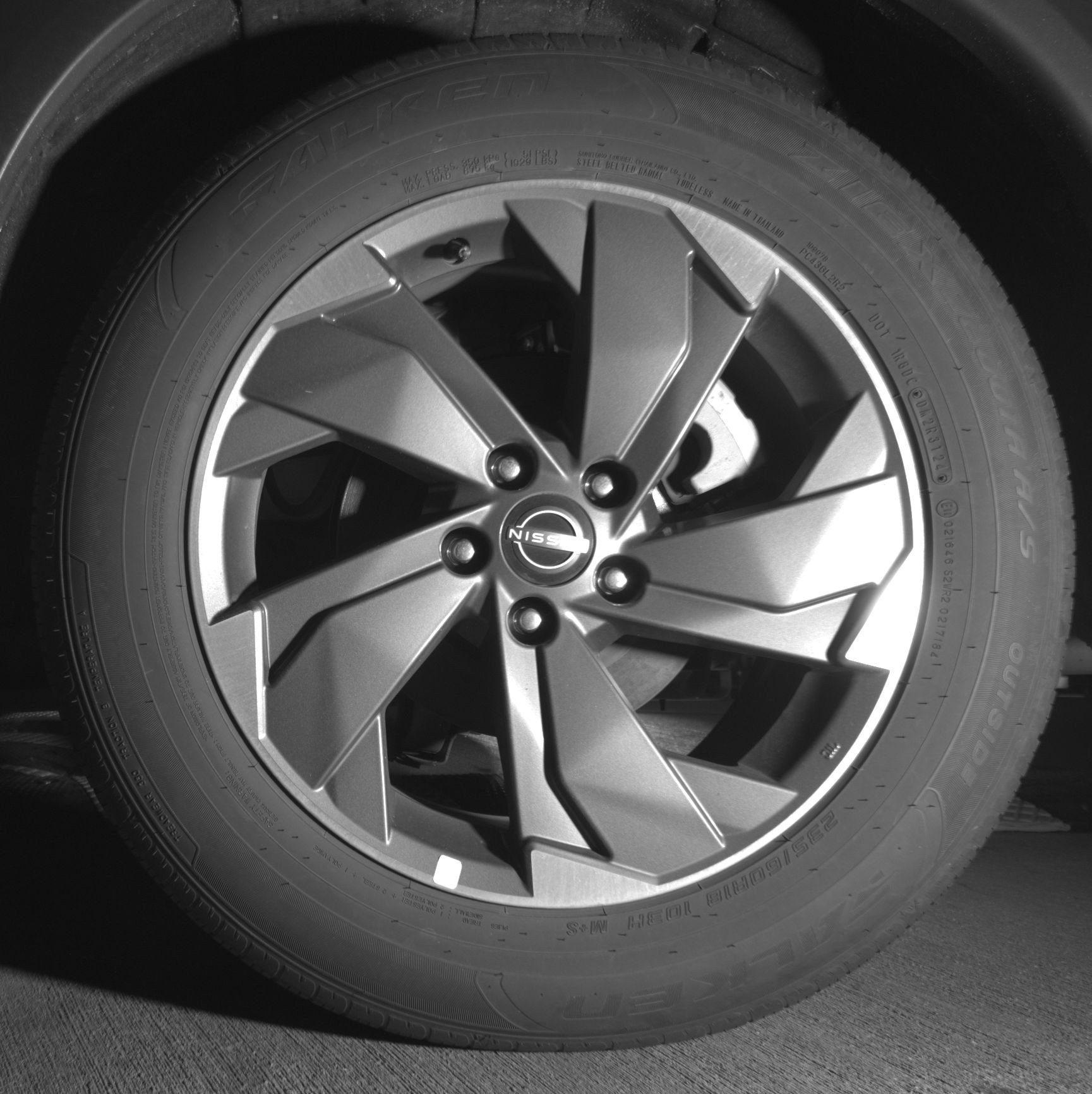 Used 2025 Nissan Rogue SV image 14