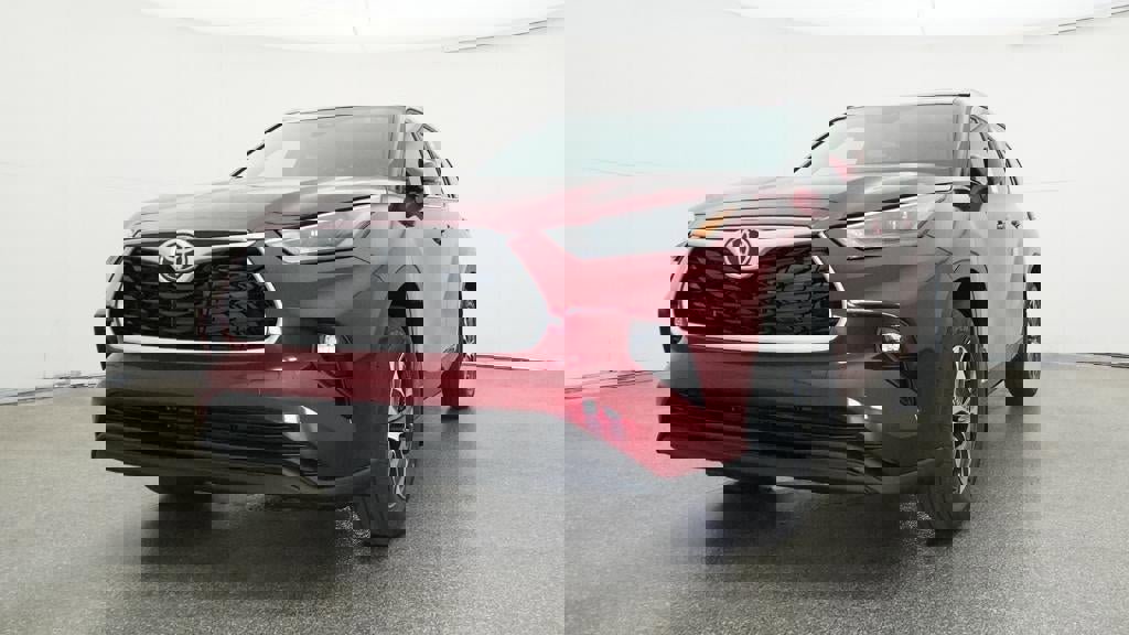 New 2026 Toyota Highlander XLE image 32