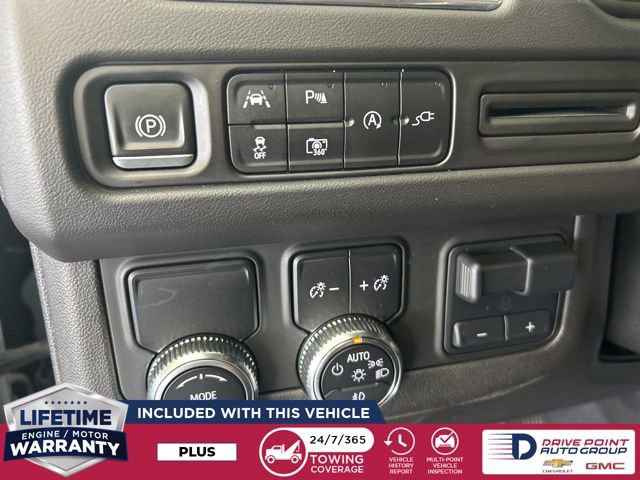 Used 2022 GMC Yukon SLT w/ SLT Luxury Package image 17