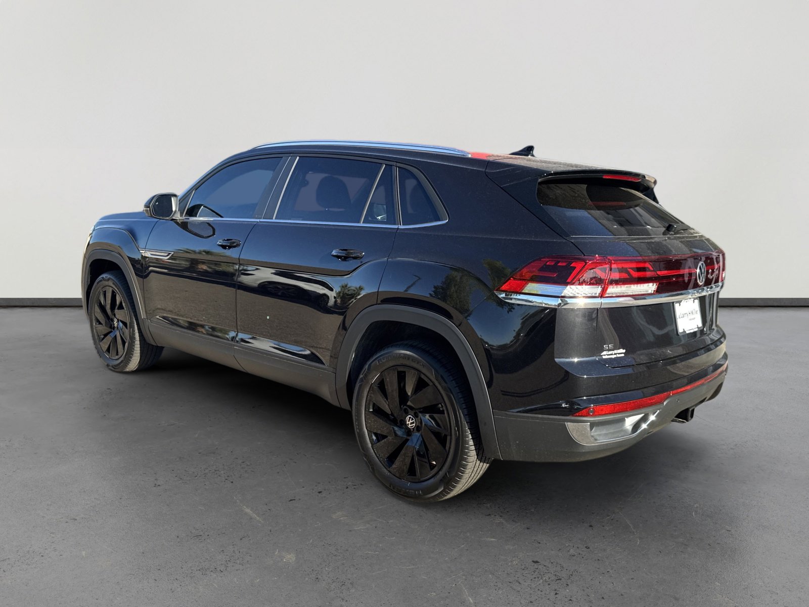 New 2026 Volkswagen Atlas Cross Sport SE image 4