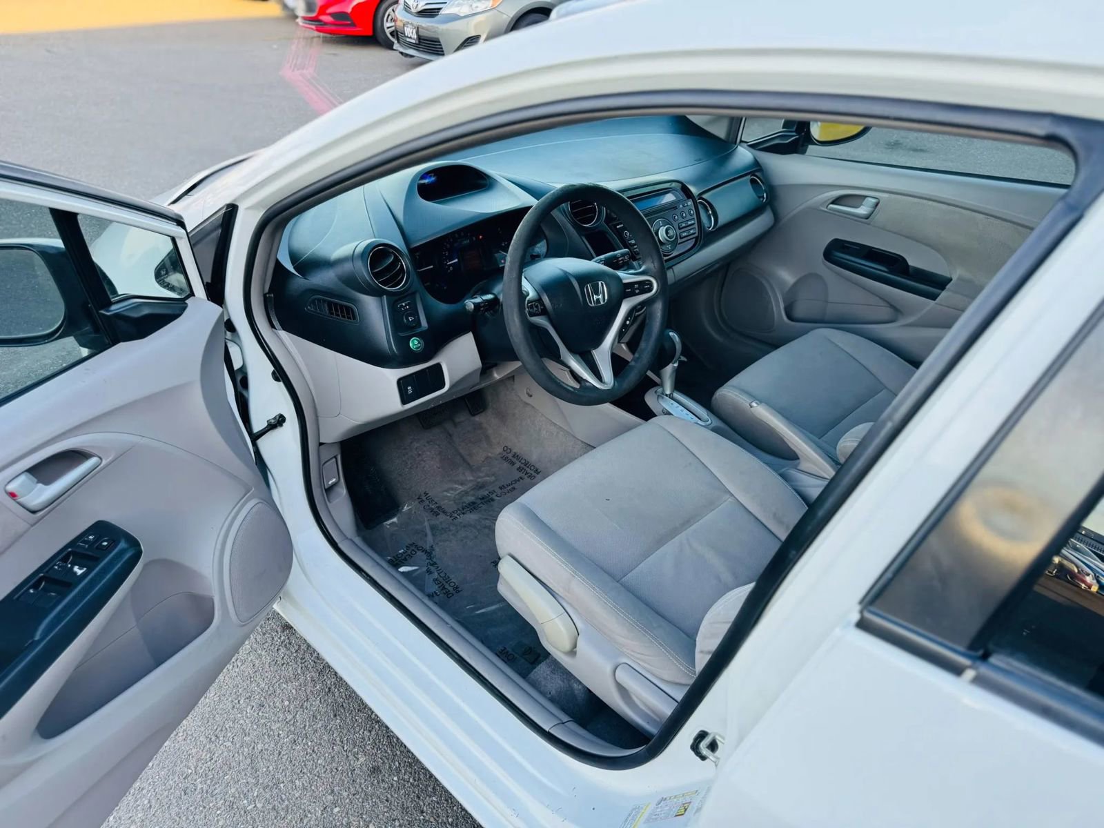 Used 2014 Honda Insight LX image 10