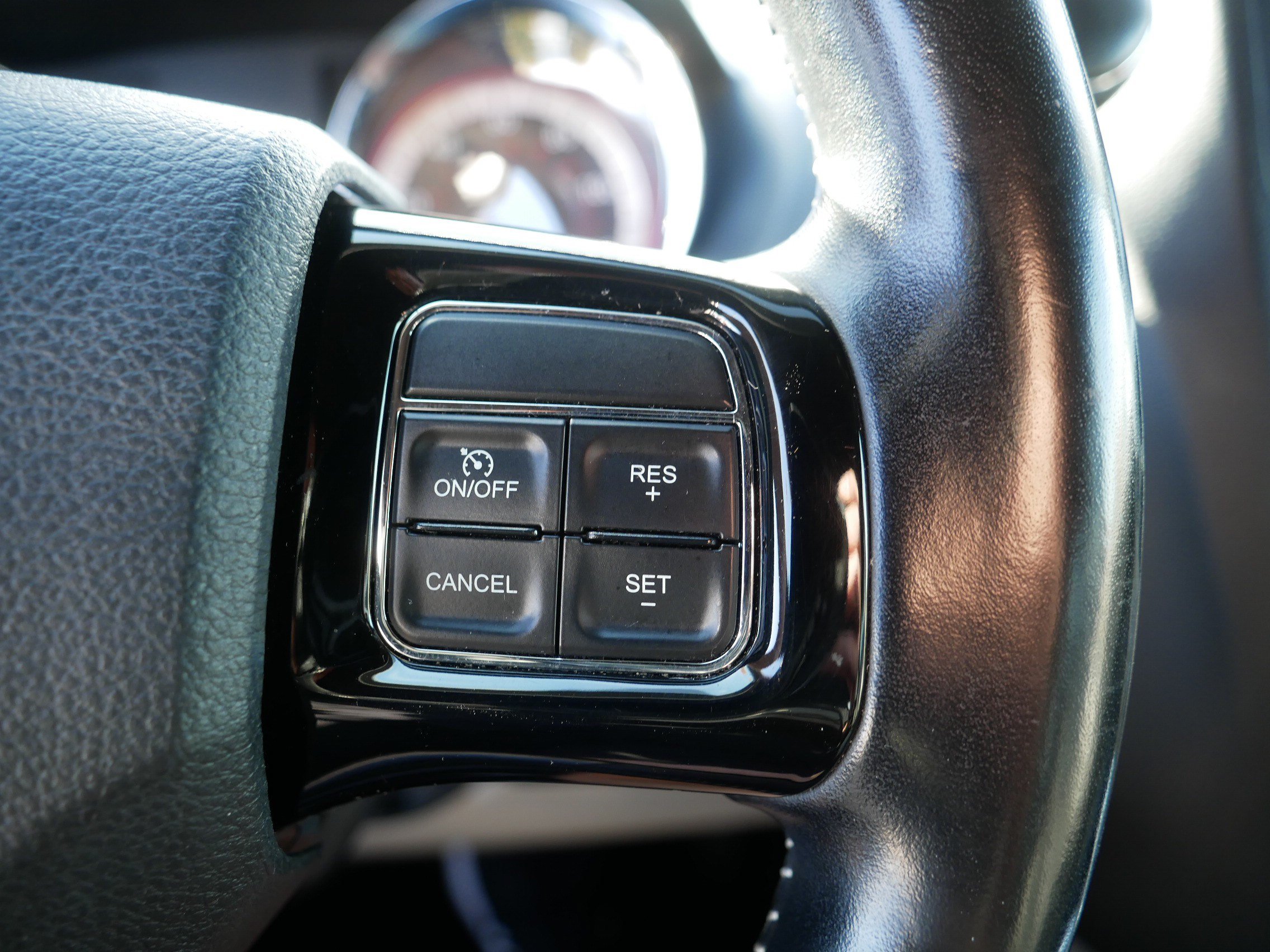 Used 2020 Dodge Grand Caravan SXT FWD image 29