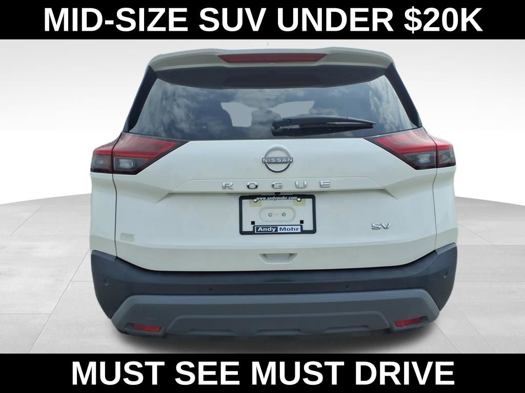 Used 2023 Nissan Rogue SV image 9
