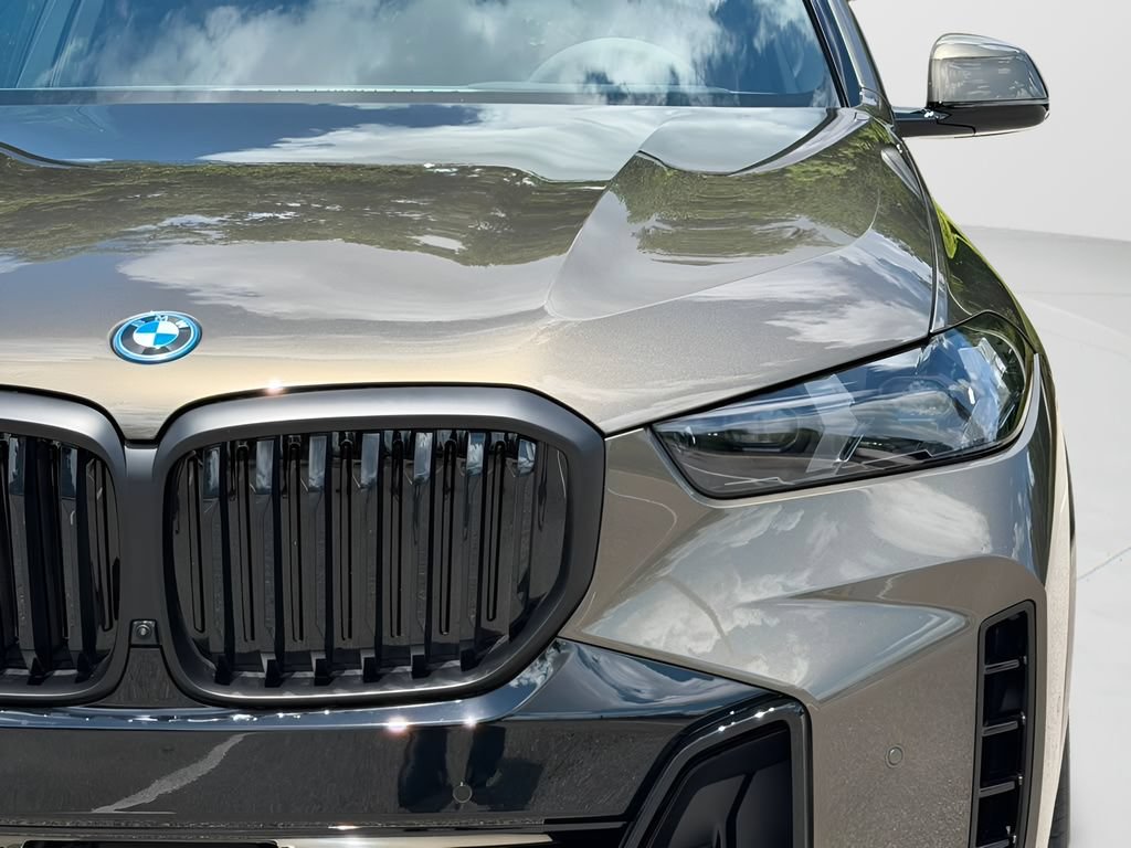 New 2026 BMW X5 xDrive50e w/ M Sport Package AWD/4WD image 26