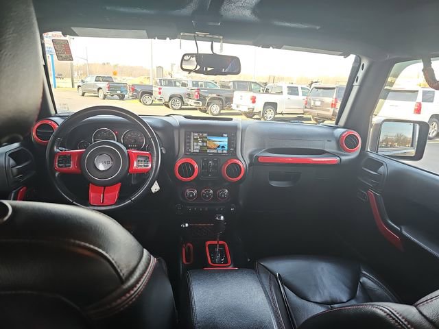Used 2017 Jeep Wrangler Unlimited Rubicon image 14