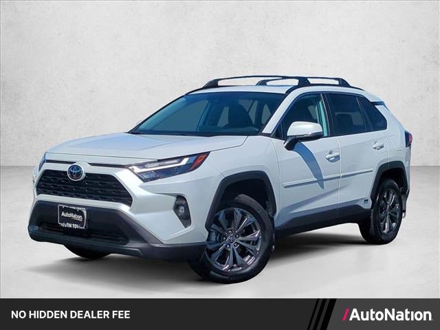 Used 2025 Toyota RAV4 XLE Premium w/ Weather Package AWD/4WD image 1