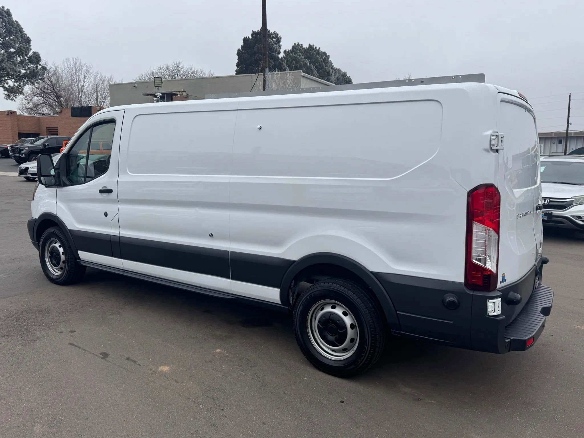 Used 2018 Ford Transit 250 148 Low Roof image 4