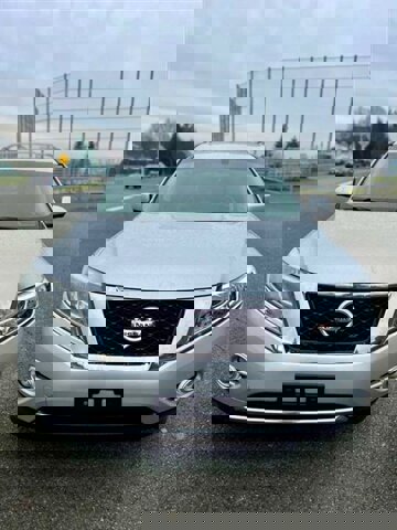 Used 2014 Nissan Pathfinder Platinum w/ Platinum Premium Package image 3