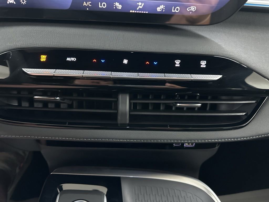 New 2026 Buick Enclave Preferred image 43