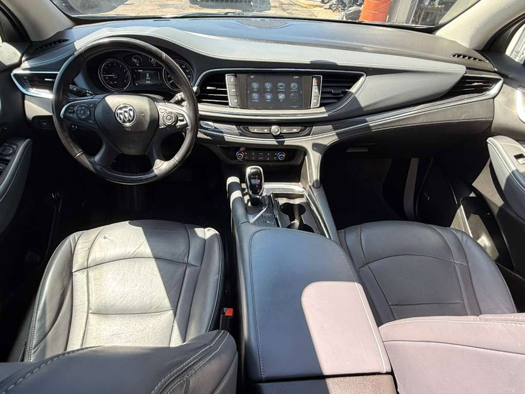 Used 2018 Buick Enclave Premium w/ Experience Buick Package AWD/4WD image 17