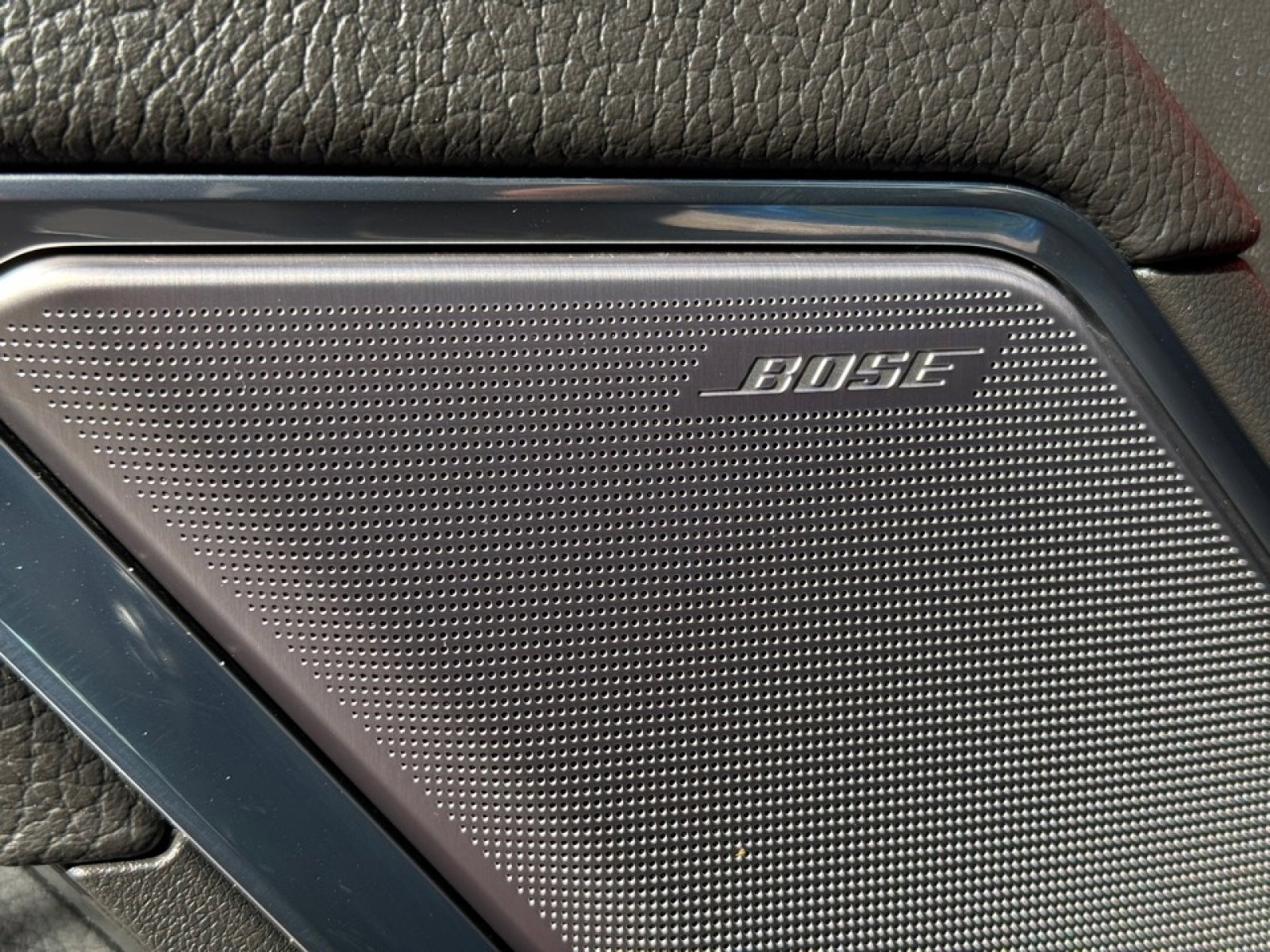 Used 2024 GMC Sierra 3500 Denali w/ Technology Package image 37