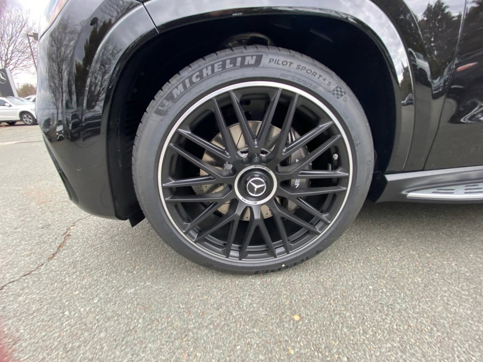 New 2026 Mercedes-Benz GLS 63 AMG 4MATIC image 27