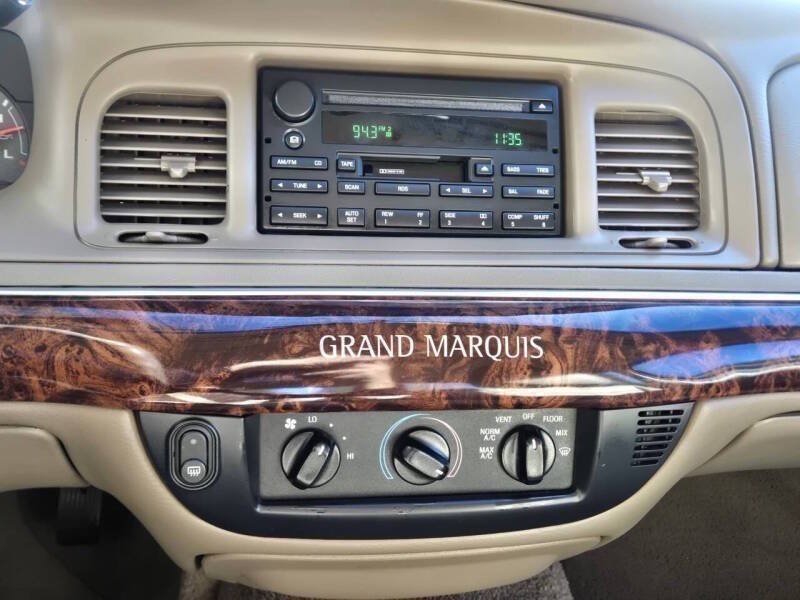 Used 2004 Mercury Grand Marquis GS RWD image 19