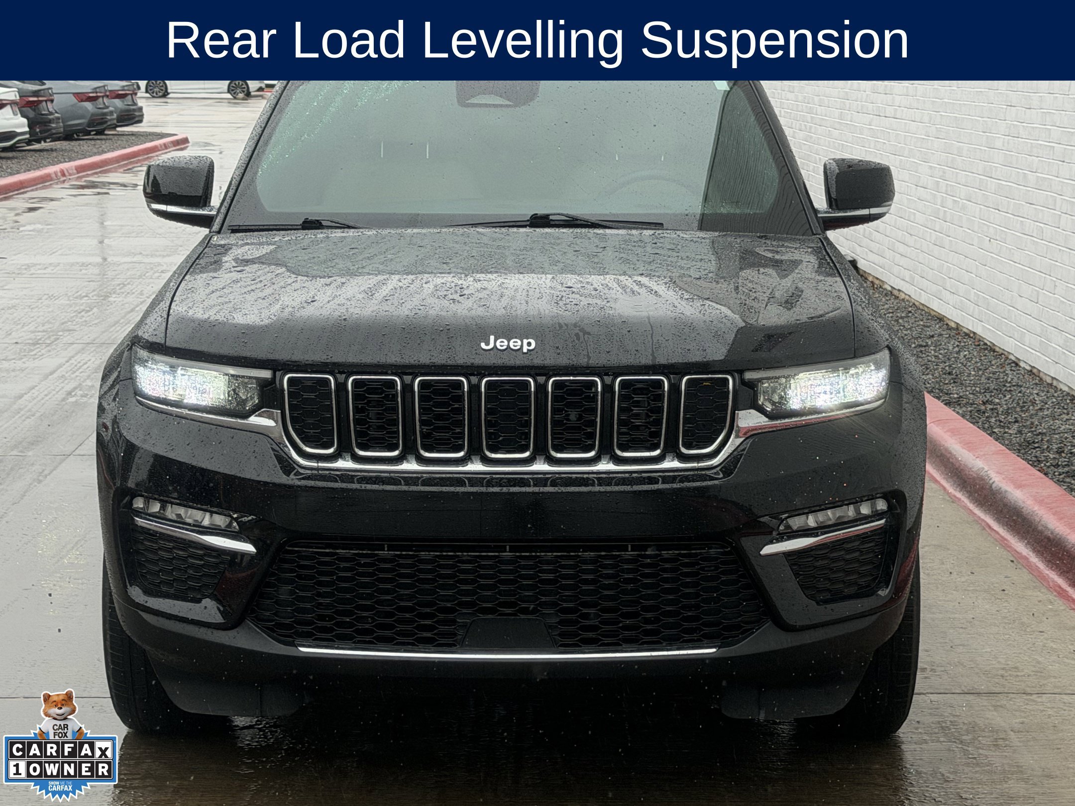 Used 2023 Jeep Grand Cherokee Limited w/ Trailer Tow Prep Group (B) AWD/4WD image 6
